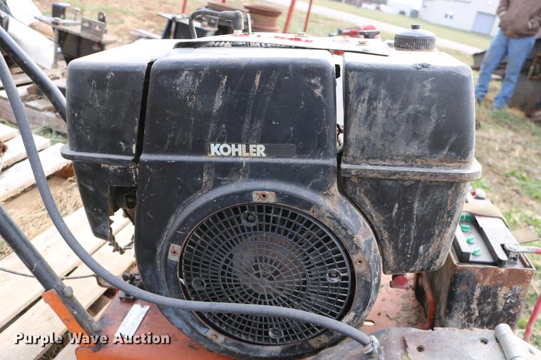 image for item EE9982 Concrete saw