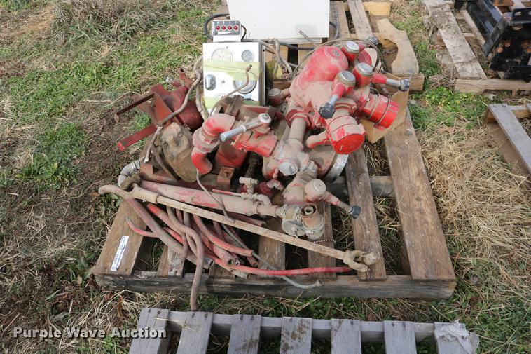 image for item EE9987 Fire truck valving