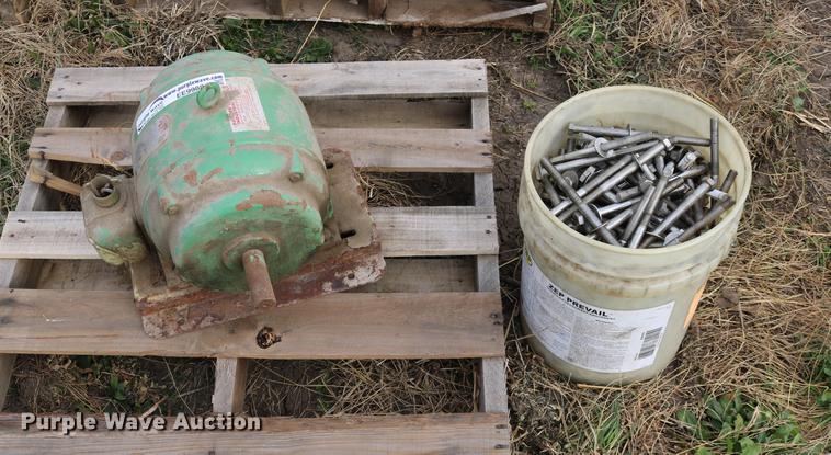 image for item EE9988 Fairbanks Morse electric motor