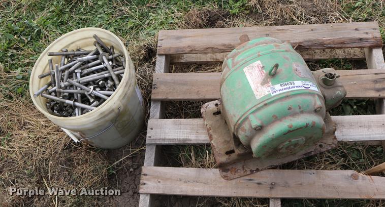 image for item EE9988 Fairbanks Morse electric motor