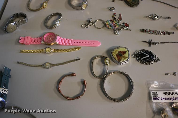 image for item EE9989 Jewelry