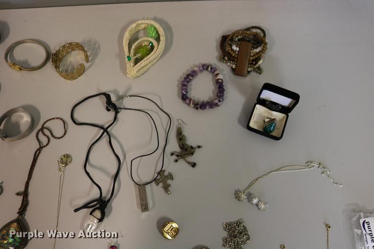 image for item EE9989 Jewelry