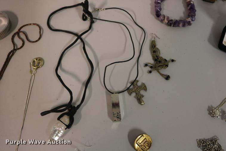 image for item EE9989 Jewelry