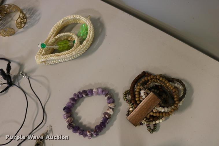 image for item EE9989 Jewelry