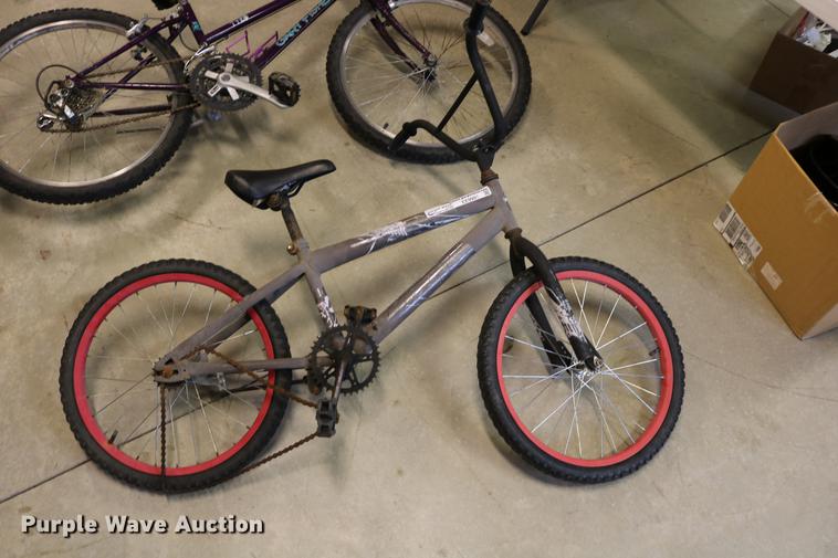 image for item EE9991 (2) bicycles