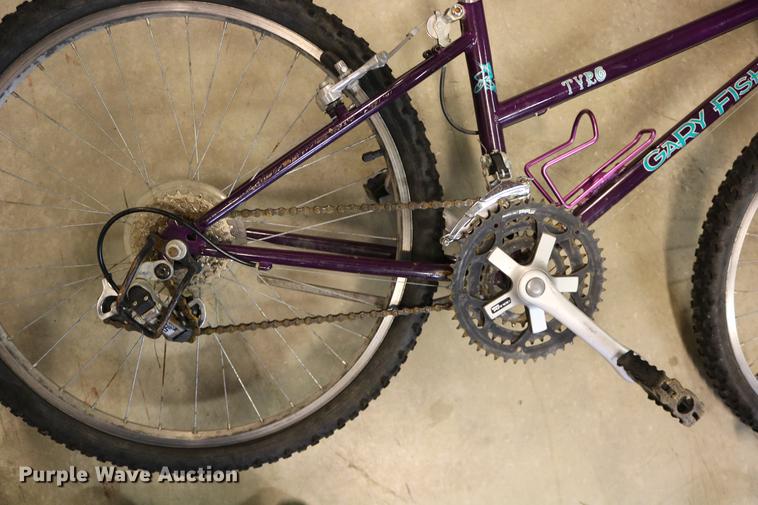 image for item EE9991 (2) bicycles