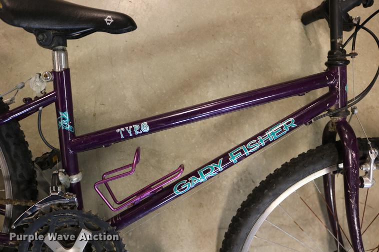 image for item EE9991 (2) bicycles