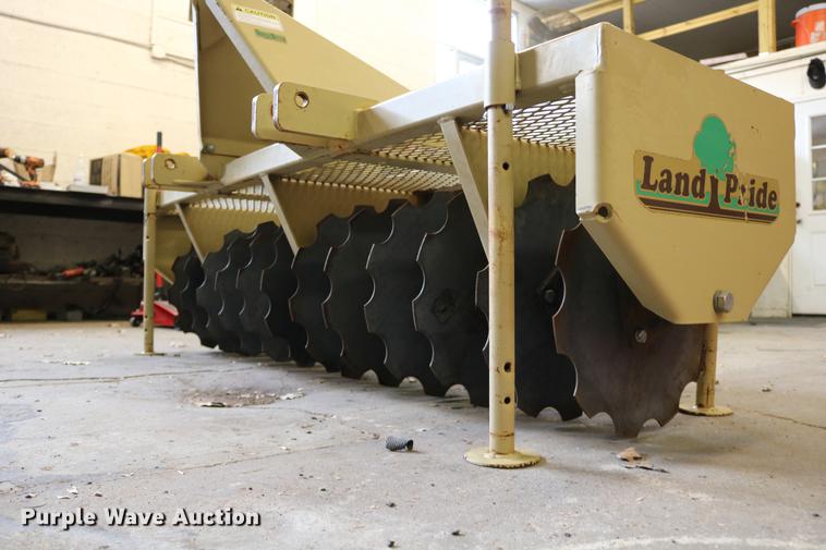 image for item EE9993 Land Pride CR2572 straw crimper