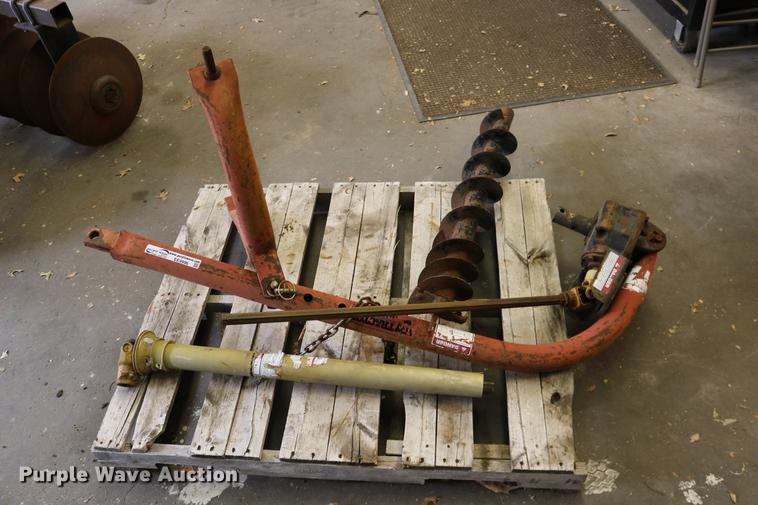 image for item EE9996 Tractor Supply auger