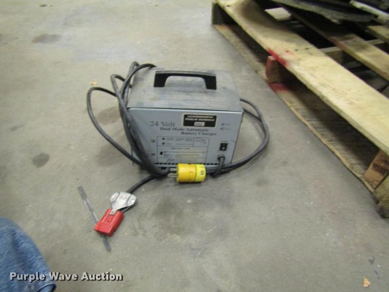 image for item EE9999 Nobles Speed Scrub 2001 floor scrubber