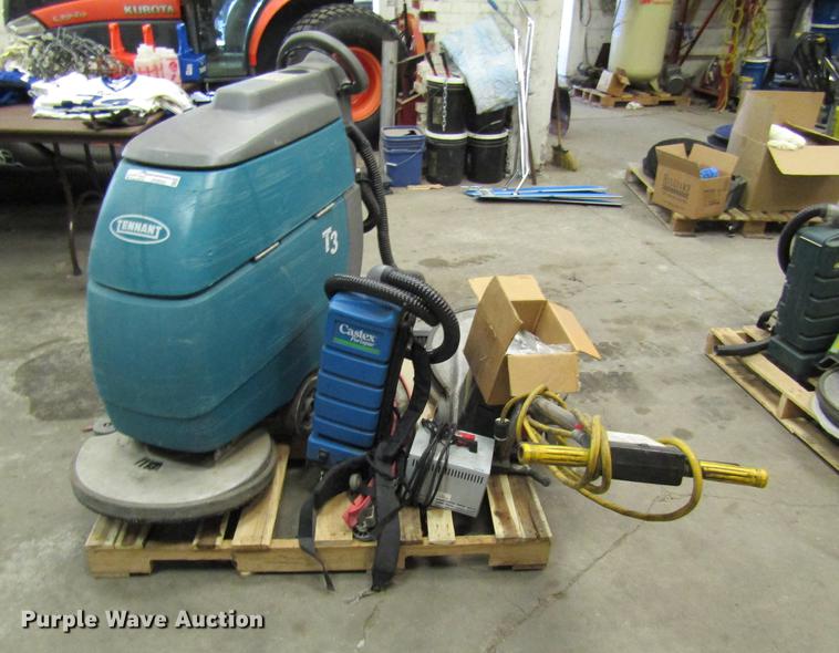 image for item EH9502 Cleaning equipment