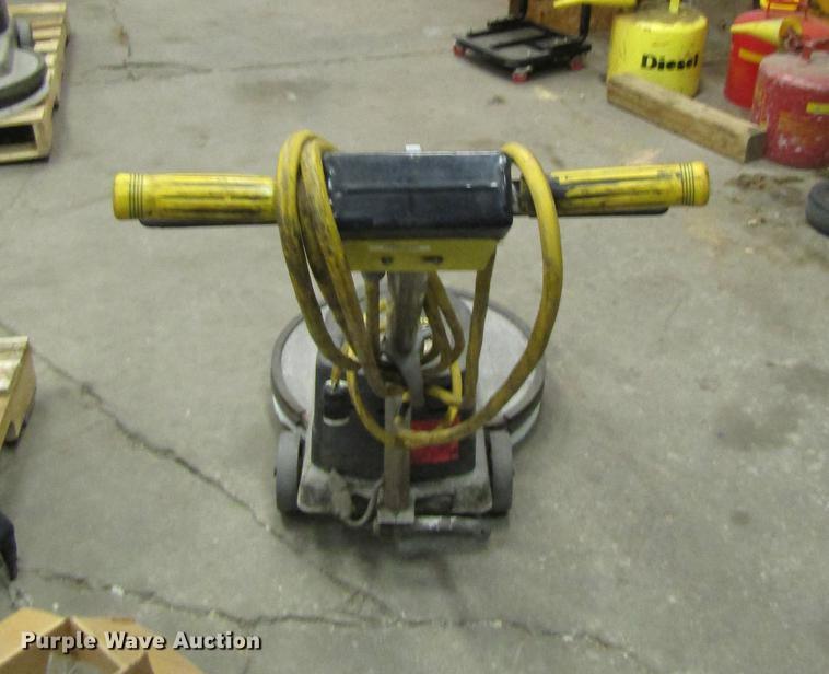 image for item EH9502 Cleaning equipment