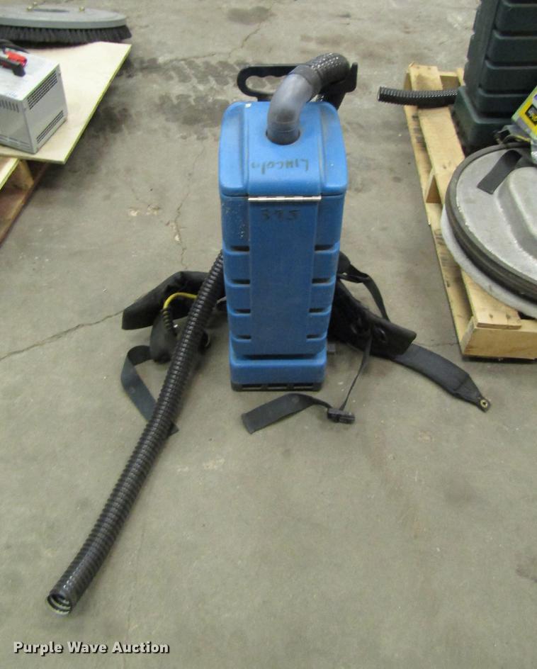 image for item EH9502 Cleaning equipment