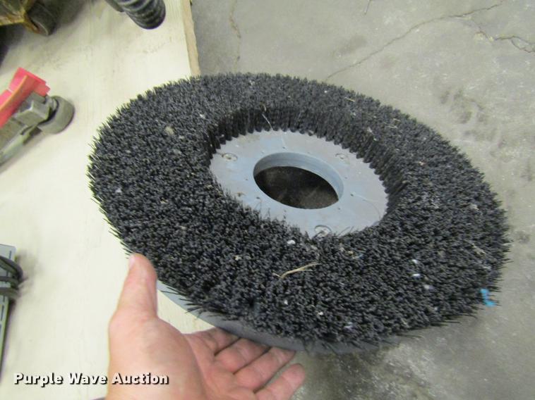 image for item EH9502 Cleaning equipment