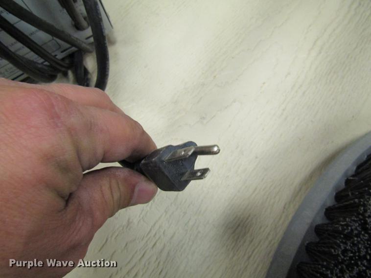 image for item EH9502 Cleaning equipment