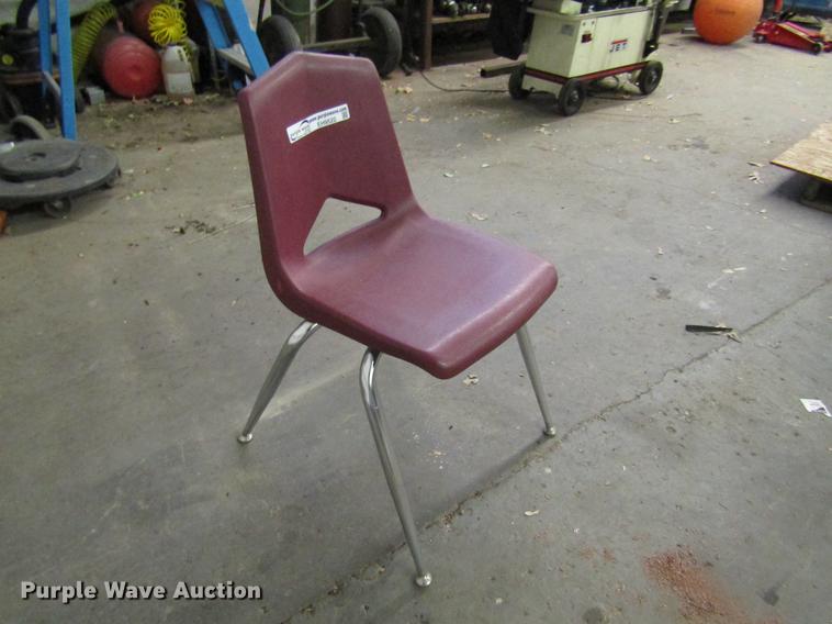 image for item EH9522 (168) student chairs