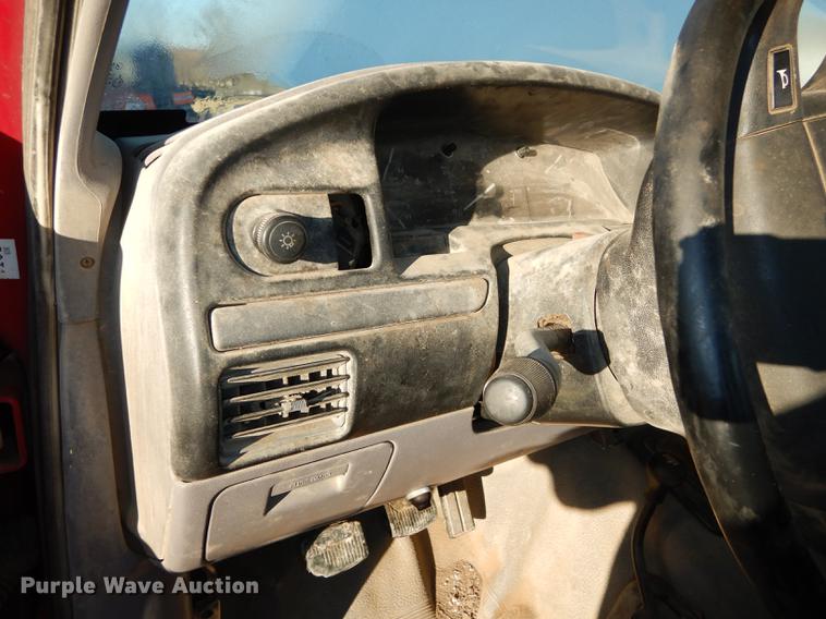 image for item J5544 1994 Ford F150 XL pickup truck