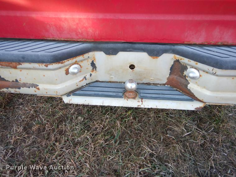 image for item J5544 1994 Ford F150 XL pickup truck