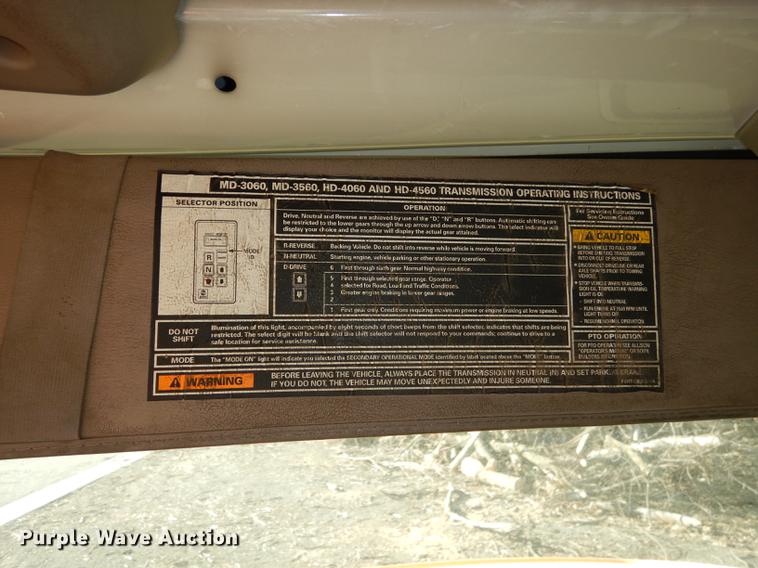 image for item J5564 2002 Sterling L8500 tree grapple truck