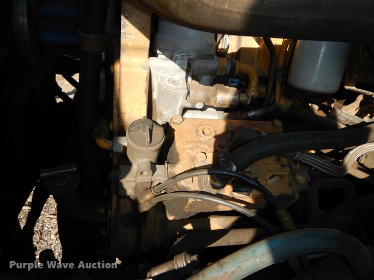 image for item J5564 2002 Sterling L8500 tree grapple truck