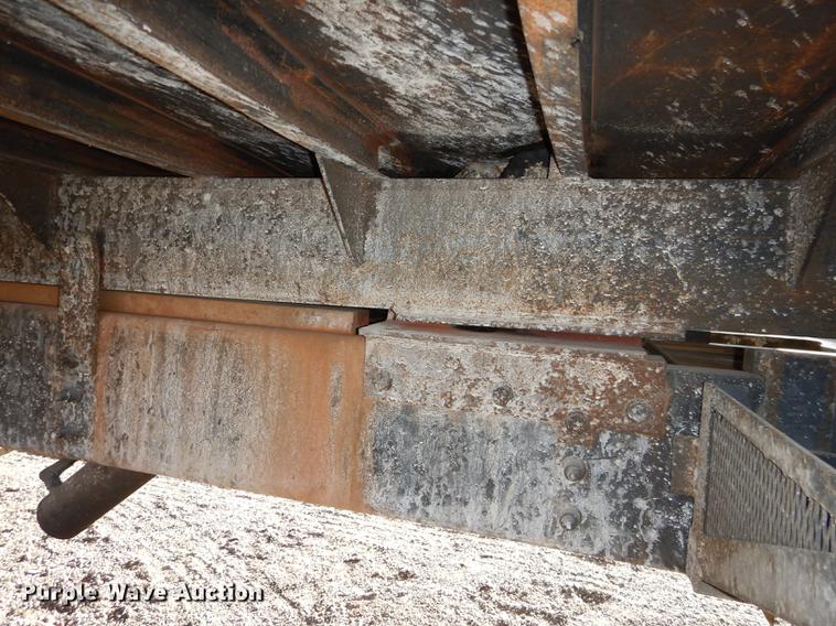 image for item J5564 2002 Sterling L8500 tree grapple truck