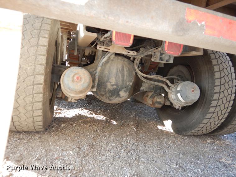 image for item J5564 2002 Sterling L8500 tree grapple truck