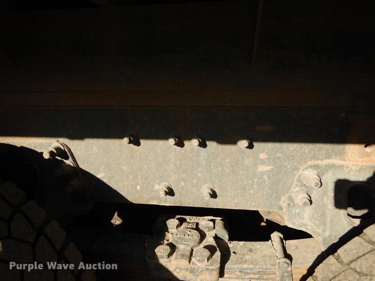 image for item J5564 2002 Sterling L8500 tree grapple truck