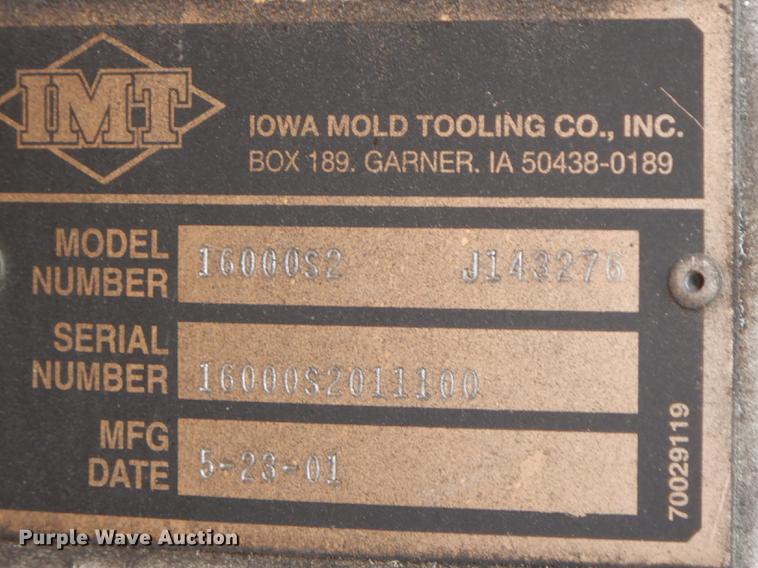 image for item J5564 2002 Sterling L8500 tree grapple truck