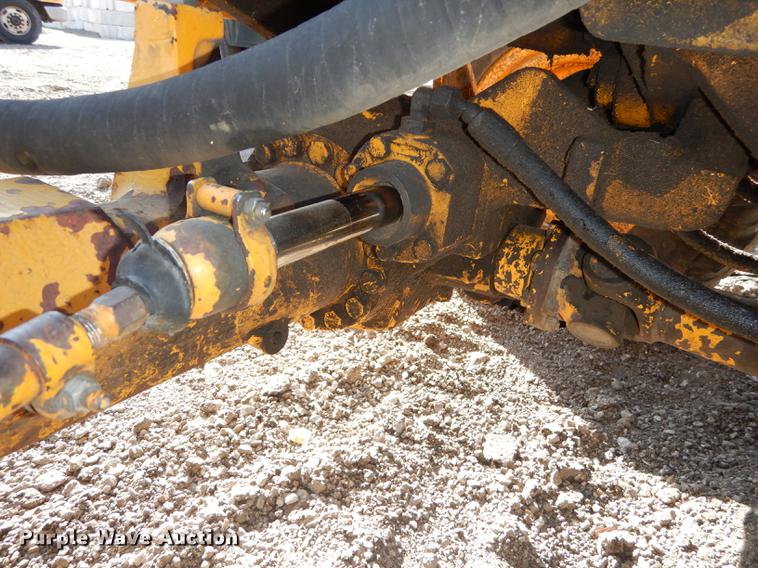 image for item J5580 John Deere 2755 tractor