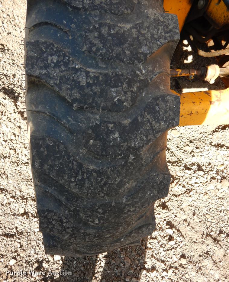 image for item J5580 John Deere 2755 tractor