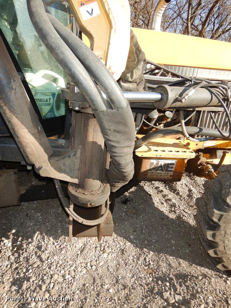 image for item J5580 John Deere 2755 tractor