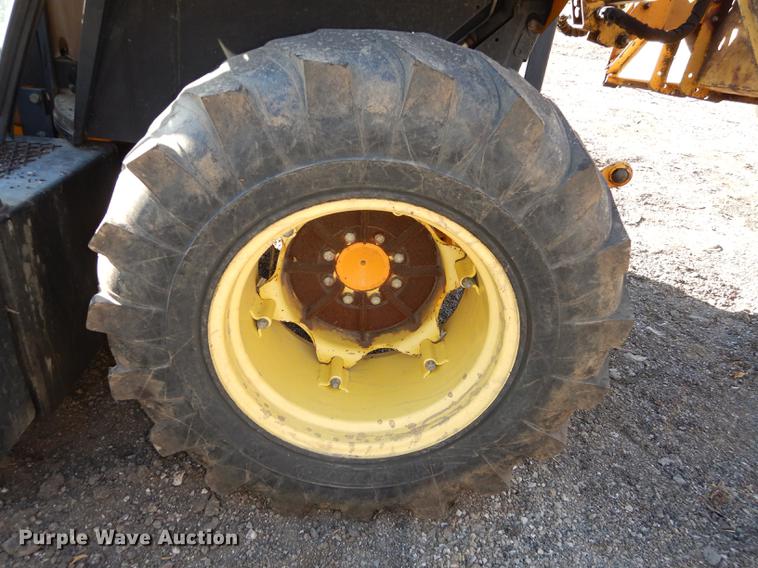 image for item J5580 John Deere 2755 tractor