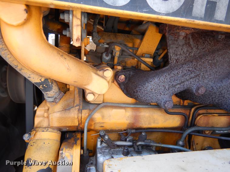 image for item J5580 John Deere 2755 tractor