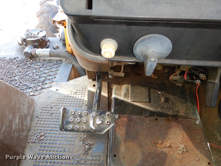 image for item J5580 John Deere 2755 tractor