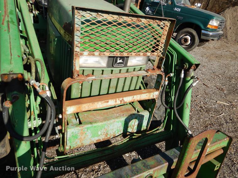image for item J5582 1995 John Deere 970 tractor