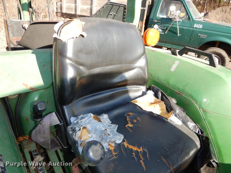 image for item J5582 1995 John Deere 970 tractor