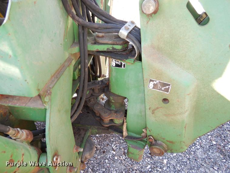 image for item J5582 1995 John Deere 970 tractor