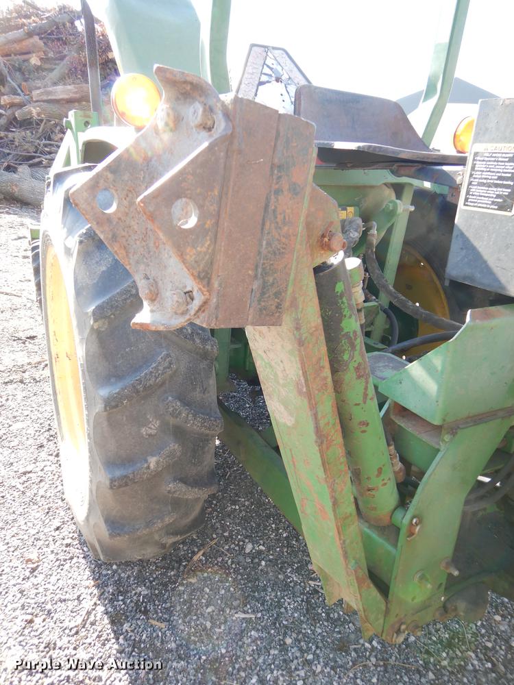 image for item J5582 1995 John Deere 970 tractor