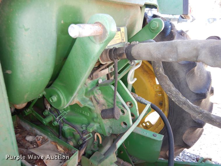 image for item J5582 1995 John Deere 970 tractor