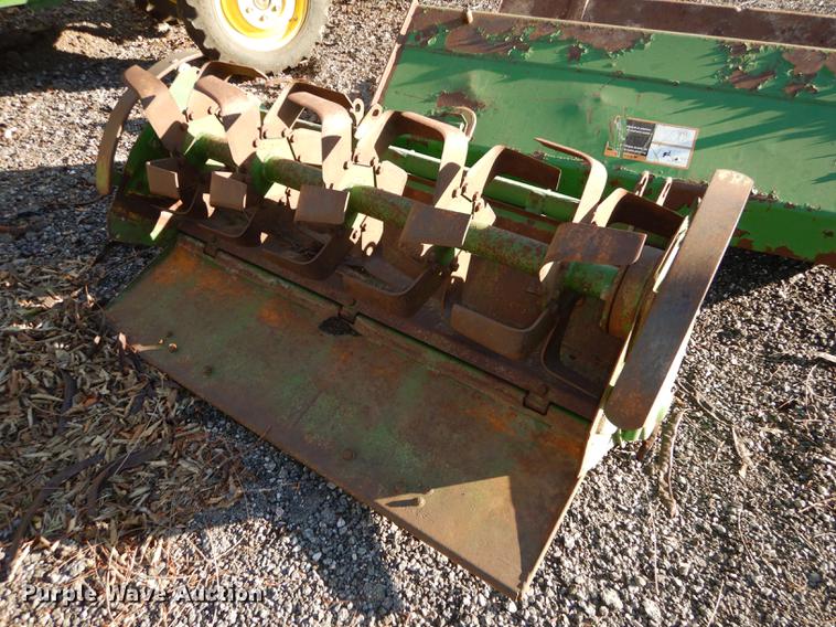 image for item J5582 1995 John Deere 970 tractor