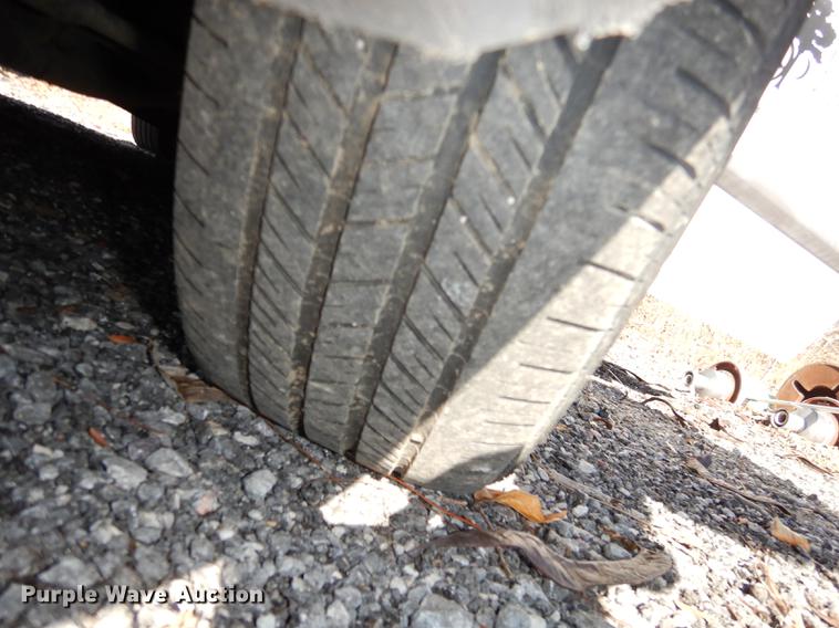 image for item J5583 2001 Ford Windstar LX van