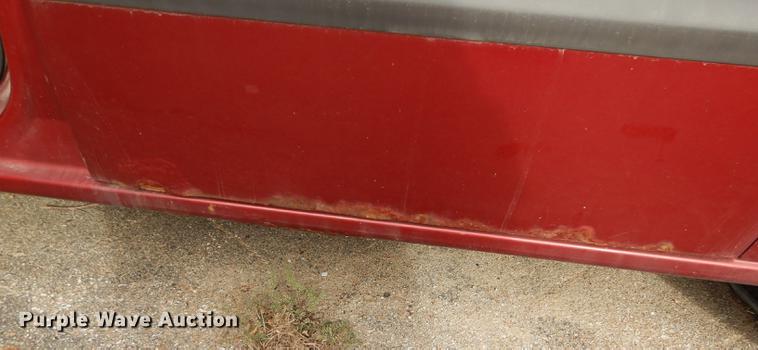 image for item J5585 2000 Ford Windstar van