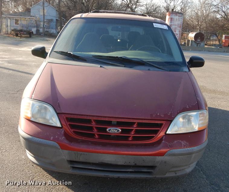 image for item J5593 2000 Ford Windstar van