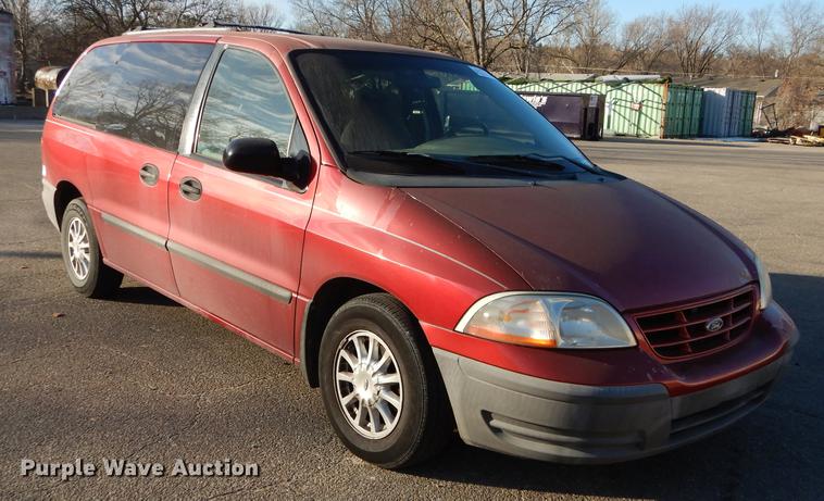 image for item J5593 2000 Ford Windstar van