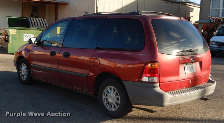 image for item J5593 2000 Ford Windstar van