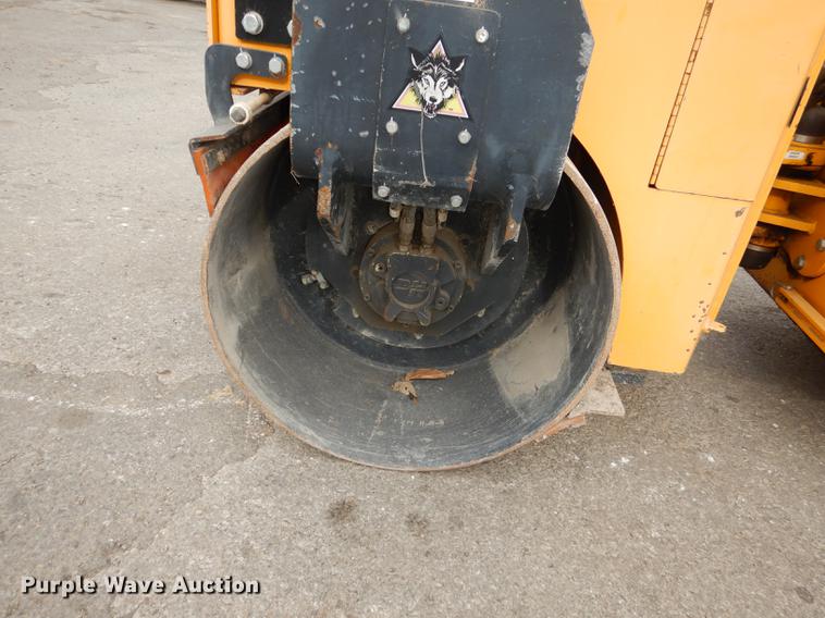 image for item J5614 Stone Wolfpac 6100 double drum roller