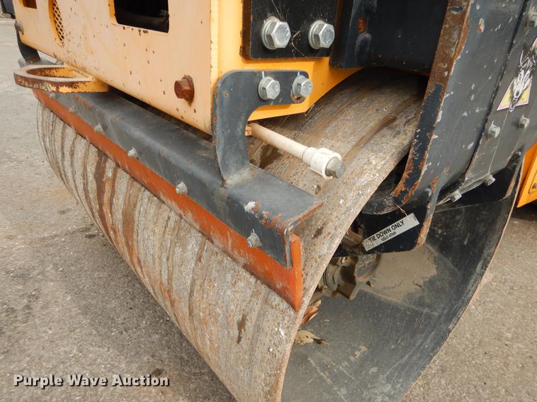 image for item J5614 Stone Wolfpac 6100 double drum roller