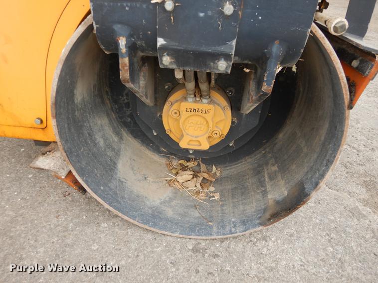 image for item J5614 Stone Wolfpac 6100 double drum roller