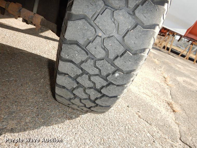 image for item J5630 1995 Ford F250 XL pickup truck