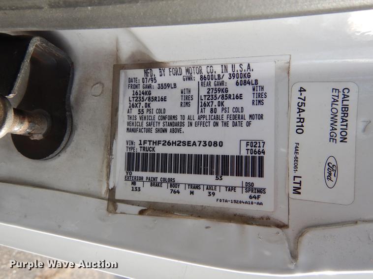 image for item J5630 1995 Ford F250 XL pickup truck